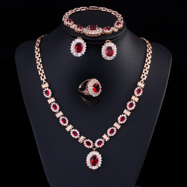 Big Brand Retro Zircon Necklace Set Chain Women